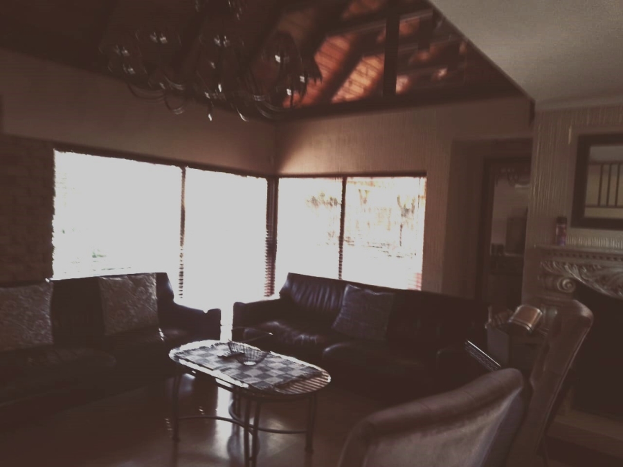 11 Bedroom Property for Sale in Riebeeckstad Free State